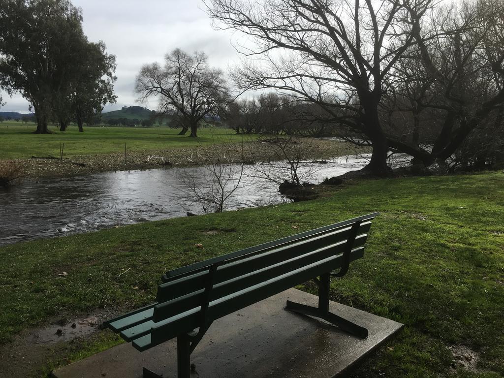 Colac Colac Caravan Park Corryong Exterior photo